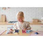 Barevné domečky - dřevěná stavebnice 30 dílů Cubika