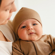 Merino baby čepička karamelová Eevi
