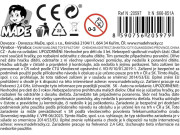 Elektroauto na ovládání s vyměnitelnými koly a funkcí driftování