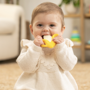 Kousátko silikonové Banán Infantino