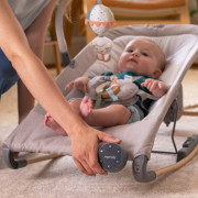 Lehátko masážní vibrující s melodií Soulful Skies™ 0 m+ do 9 kg Ingenuity