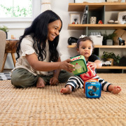 Hračka textilní kostky abeceda Alpha Stacks™ 4 ks 3 m+ Baby Einstein