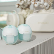 Přenosná elektrická odsávačka mateřského mléka GIOmum Line Premium Warm Double innoGIO