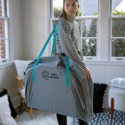 Postýlka s ohrádkou na hraní a klavírem 3 v 1 Kick & Snooze™ 0 m+ Baby Einstein