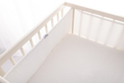 Mušelínový mantinel do postýlky Bump Air 180 x 30 cm Babymatex