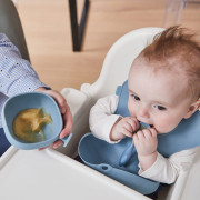 Silikonová miska s víčkem a přísavkou 300 ml B.box