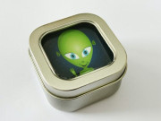 Pexeso Vesmír 64 karet v plechové krabičce 6x6x4 cm