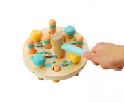 Dřevěná zatloukačka - mrkvové pole