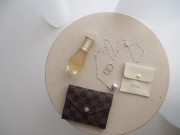 Těhotenský šperk bola Grace hladká stříbrná s bílým kamínkem + řetízek Moniel