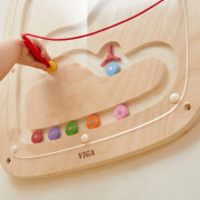 Dřevěný nástěnný panel - kuličková dráha Viga