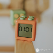 Budík kostka, oranžová Mary's 