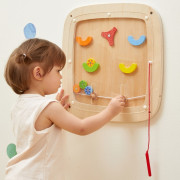 Dřevěný nástěnný panel - cvrnkací hra Viga