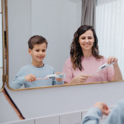 Dětská zubní pasta Junioe s jahodovou příchutí - 75 ml Suavinex