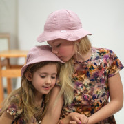 Dívčí klobouk mušelín Powder pink Esito