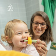 Silikonový zubní kartáček 3 v 1 Badabulle