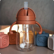 Hrneček s brčkem Bringebaer 300 ml Kidnort