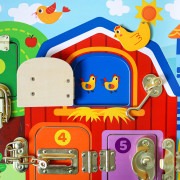 Activity Board se zámky Farma