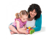 Závodní autíčko červené s vystřelovacími míčky Toomies