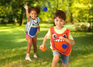 Vesty s míčky Monster Tag B-Toys