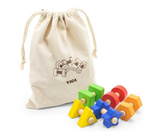 Dřevěné šrouby a matice v sáčku