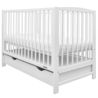 Dětská postýlka se stahovací bočnicí a šuplíkem bílá New Baby Lilly 