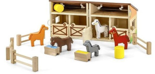 Dřevěná stáj