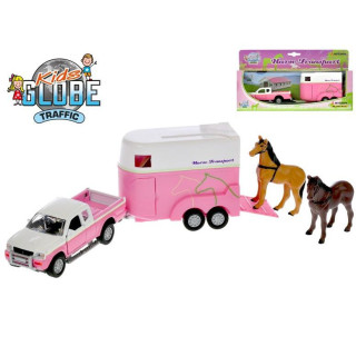 Mitsubishi Pajero s přívěsem pro koně