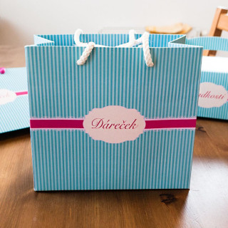 Dárková taška - Dáreček modré pruhy