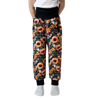 Rostoucí softshellové kalhoty Slunečnice černé Esito