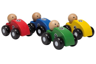 Dřevěná závodní autíčka