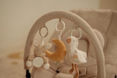 Závěsné hračky Newborn Naturals Little Dutch
