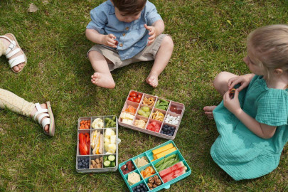 Snackle Box krabička na svačinu 1368 ml Melii