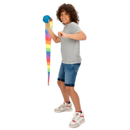 Míček měkký s dlouhým ocáskem látka 100 cm duhový