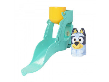 Bluey na vodní skluzavce Toomies
