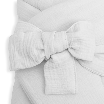 Mušelínová šněrovací zavinovačka New Baby