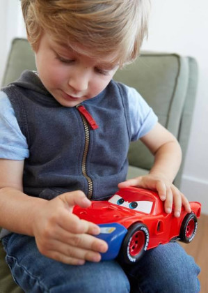 Cars 3 Vytuněný Blesk McQueen FCV95