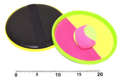 Plážová hra hoď a chyť