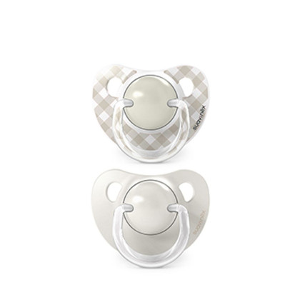 Dudlík anatomický silikon 0/6 m 2 ks Wild & Free Suavinex