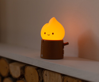 LED noční lampička - mini plamínek Mary's
