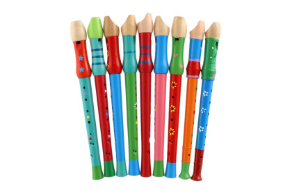 Flétna malovaná dřevo 33cm