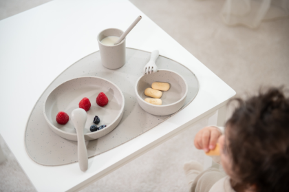 Jídelní sada 5-dílná Platinum Silicone KikkaBoo