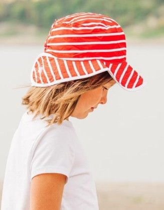 Dětský klobouček s UV BABY Striped oboustranný