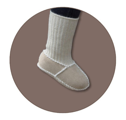 Kožešinové capáčky s nápletem sand Eisbärchen