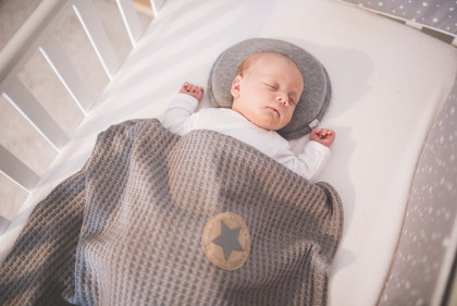 Polštářek - podhlavník pro novorozence Outlast® 