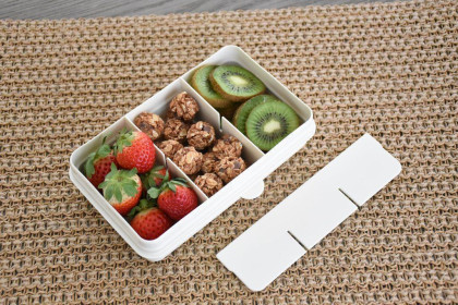Snackle Box krabička na svačinu mini Luxe Melii