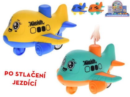 Letadlo 10 cm po stlačení jezdící