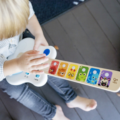 Kytara dotyková Strum Along Songs™ Magic Touch™ HAPE 12m +