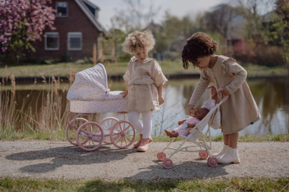 Kočárek pro panenky golfky skládací Soft Flowers Little Dutch