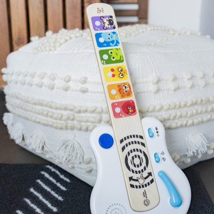 Kytara dotyková Strum Along Songs™ Magic Touch™ HAPE 12m +