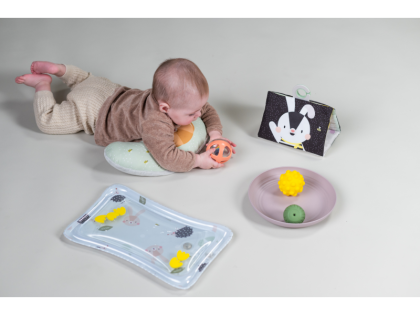 Sada hraček pro hru na bříšku Taf Toys